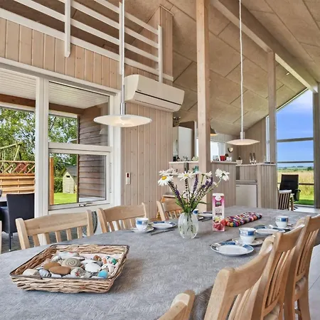 Neno - 100m From The Sea By Interhome *