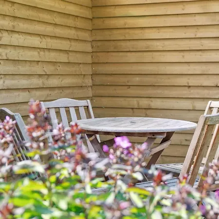 Neno - 100m From The Sea By Interhome