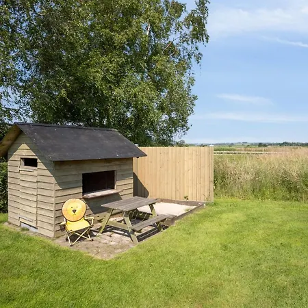Semesterbostad Neno - 100m From The Sea By Interhome