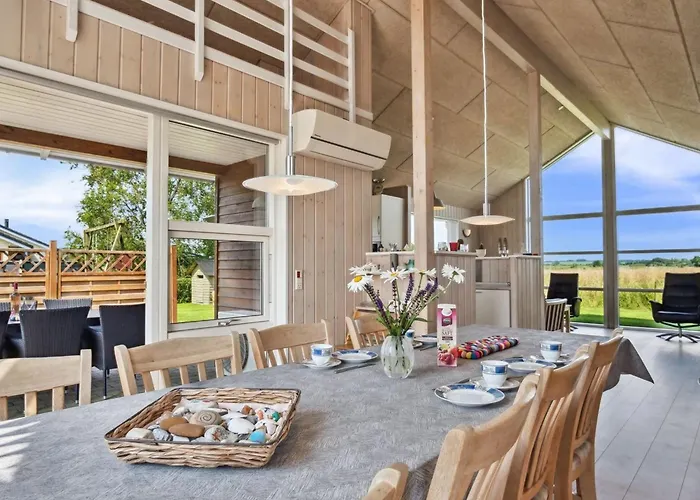 Neno - 100m From The Sea By Interhome *